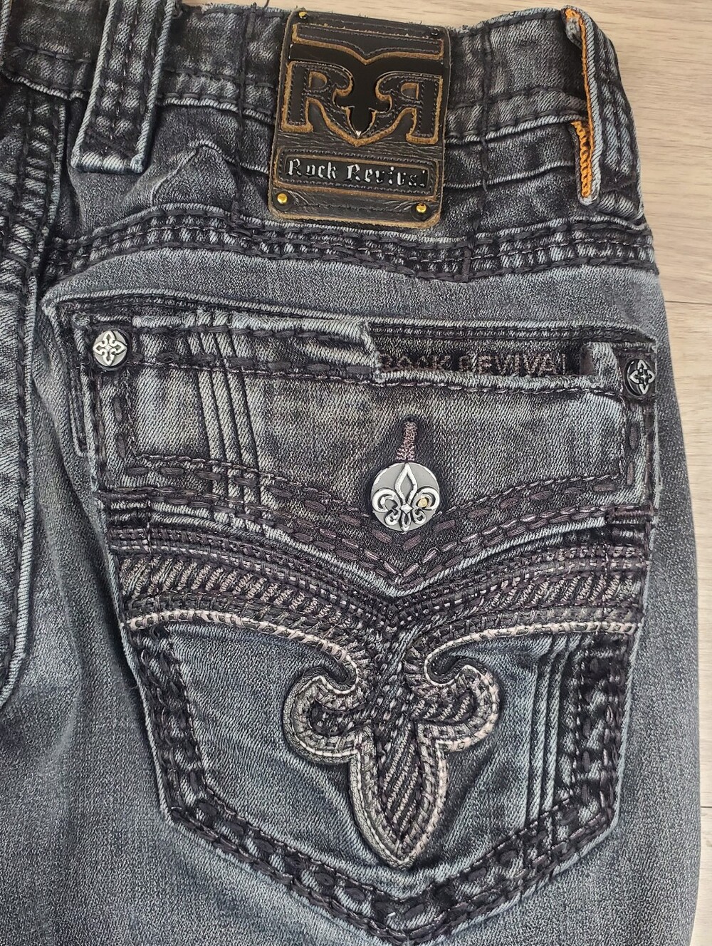 Rock Revival Ian Slim Straight Gray Stretch Jeans Men's 32 Distressed
